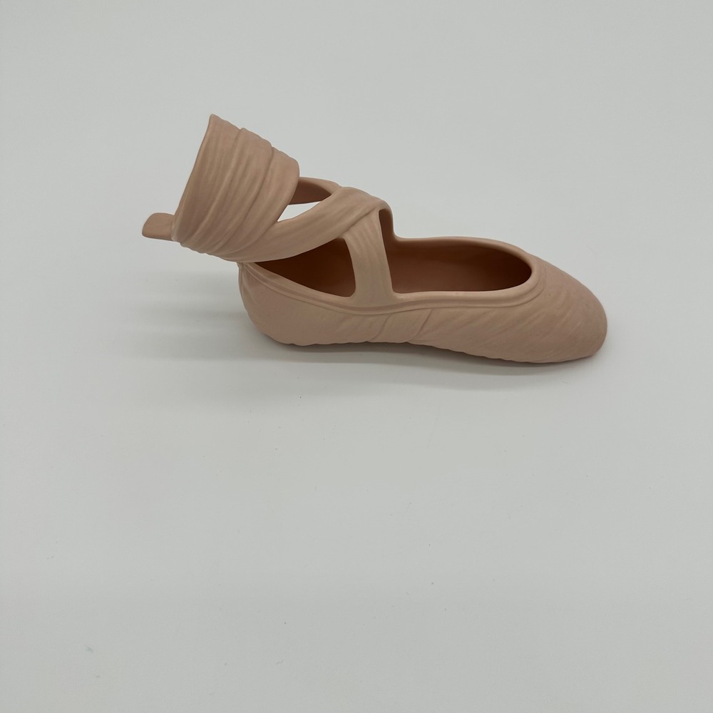 Vintage Matte‎ Ceramic Ballet Pointe Shoe Figurine Blush Pink Decorative Slipper